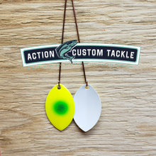 Load image into Gallery viewer, Size 4 Cascade, White back, Chartreuse Green dot