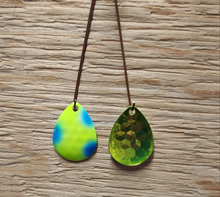 Load image into Gallery viewer, 3.5 Colorado, Key Lime back, Blue dot Yoshi