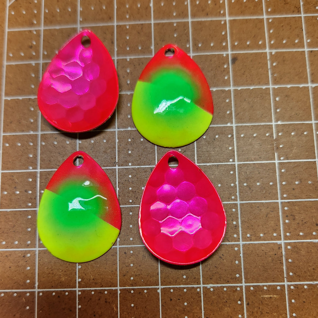 Silver blade series, 3.5 Colorado, Candy Pink back, Candy pink, chartreuse green dot