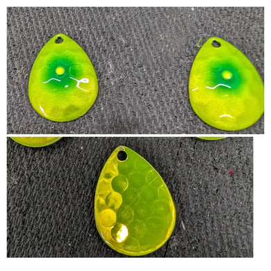 3.5 Colorado, Candy Chartreuse, green dot yellow center