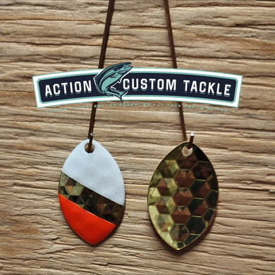 3.5 Cascade, brass, white/ fire red brass stripe