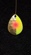 Load image into Gallery viewer, 3.5 Colorado, Brass back, 1/2 Chartreuse, Red dot
