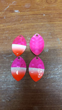 Load image into Gallery viewer, Silver blade series, 3.5 Cascade, Candy Pink back, White Red tip