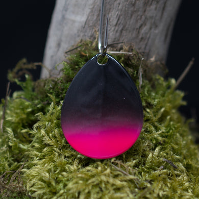 Size 4 Colorado, Black front and back, Pink tip