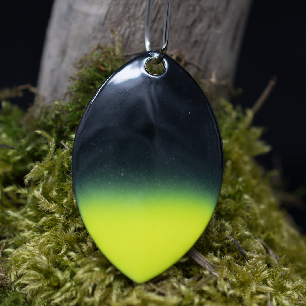 Size 5 Cascade, Black back, Black Chartreuse tip