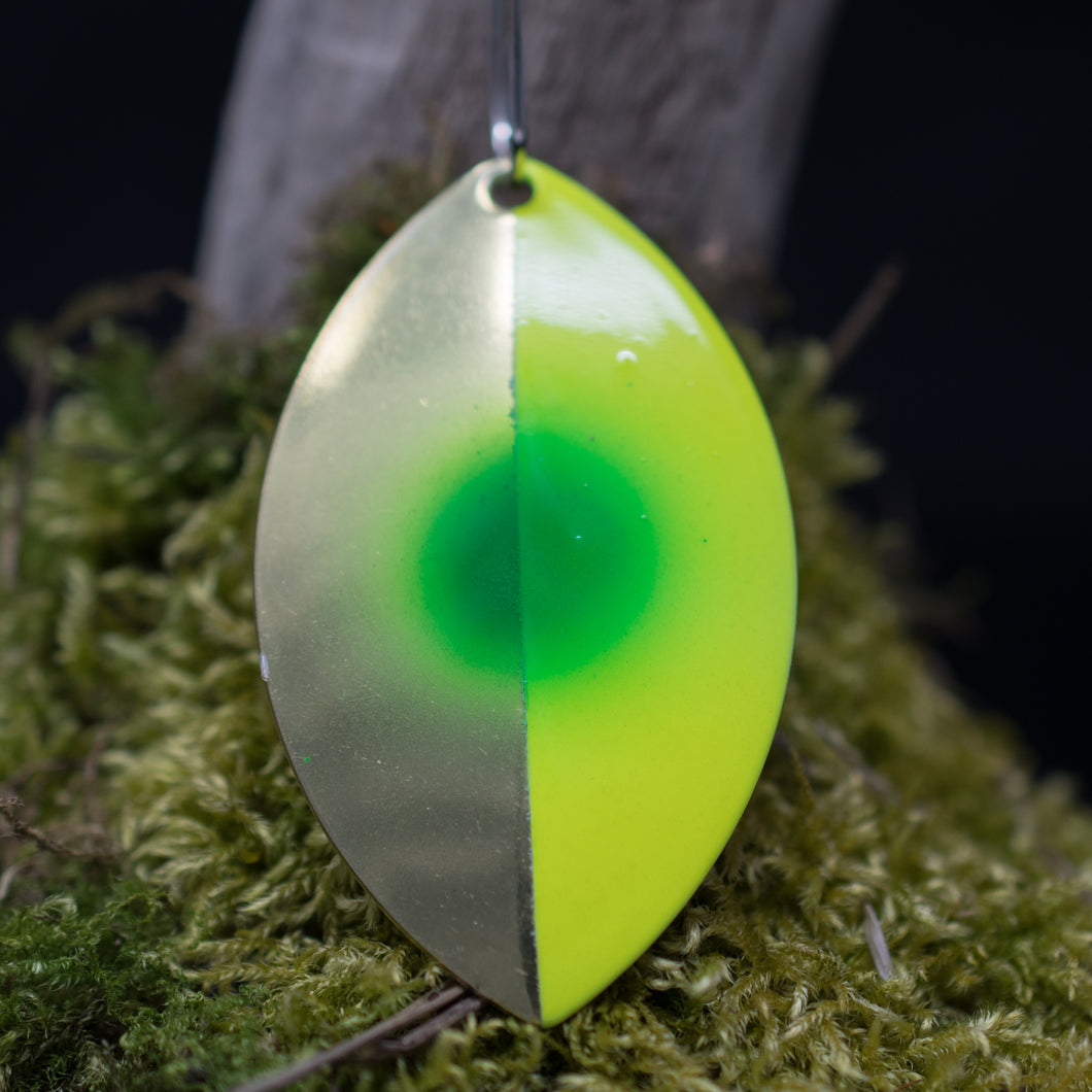 Size 6 Cascade, Brass back, Brass | Chartreuse, Green dot