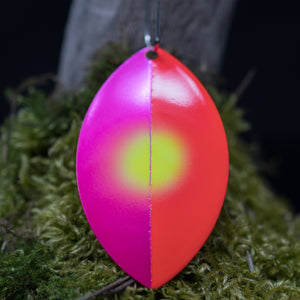 Silver blade series, Size 6 Cascade, Candy pink back, Candy pink | Red, Chartreuse dot