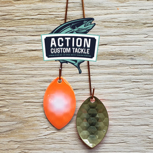 3.5 Cascade, Brass back, Orange white dot creamsicle
