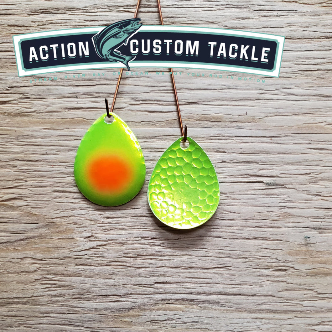 Size 4 Colorado, Silver plated blade, Bright Lime back, Orange dot