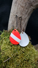 Load image into Gallery viewer, 3.5 Colorado, white back, Red with white stripe