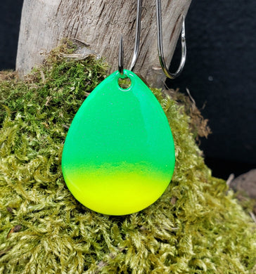 Size 4 Colorado, Brass back, Green with Chartreuse tip