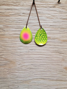 Silver blade series, 3.0 Colorado, Candy Chartreuse back, Pink Dot