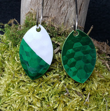 3.5 Cascade, Emerald back, White \ Emerald