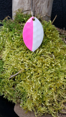 3.5 Cascade, Brass back, Pink | White