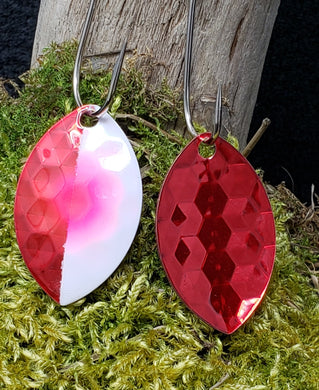 3.5 Cascade, Candy Apple Red back, Candy Apple Red | White, Pink dot