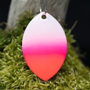 Silver blade series, Size 4 Cascade, Candy Pink back, White, Pink, Red tip