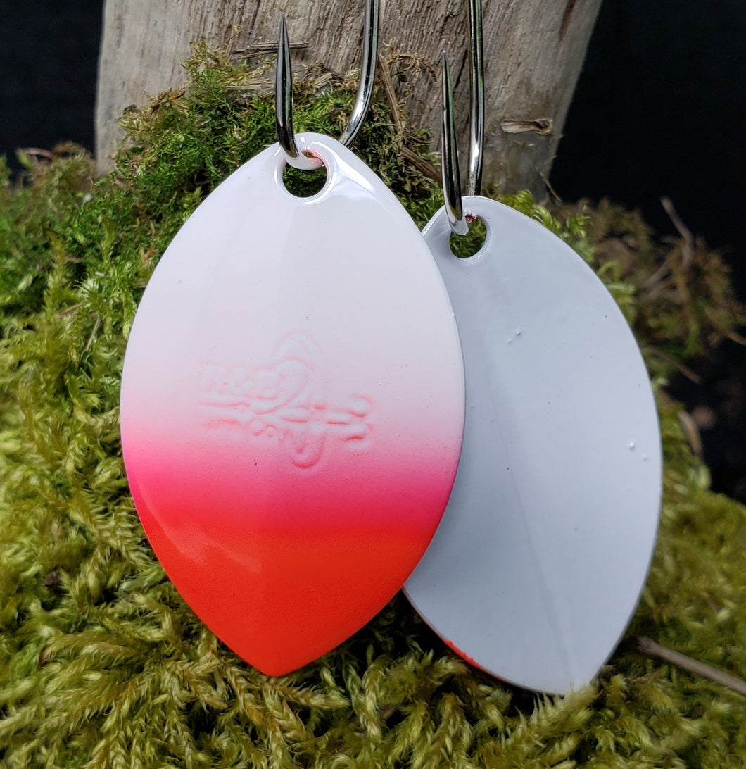 Size 4 Cascade, White back, White, Pink, Red tip