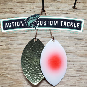 Size 6 Cascade, Brass back, White, Red dot
