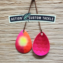 Load image into Gallery viewer, Silver blade series, 3.5 Colorado, Candy Pink back, Candy pink, Red Chartreuse dot
